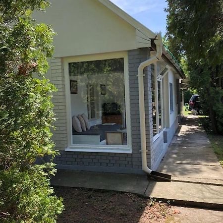 Balatonszabadi Fürdőtelep Retro Haz旅馆 外观 照片
